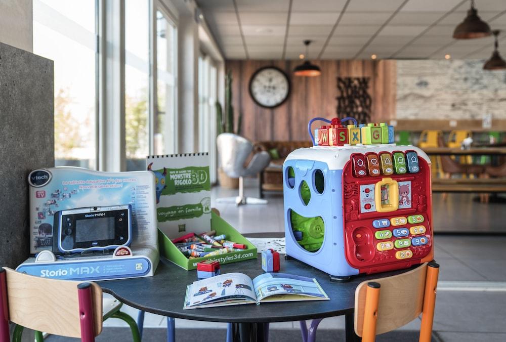 Ibis Styles Hyeres Rooftop & Spa Buitenkant foto