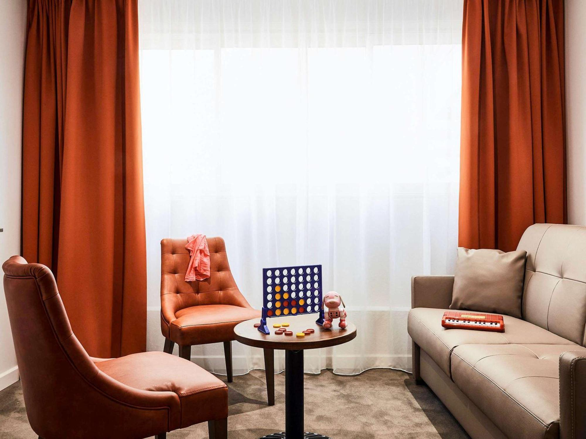 Ibis Styles Hyeres Rooftop & Spa Buitenkant foto
