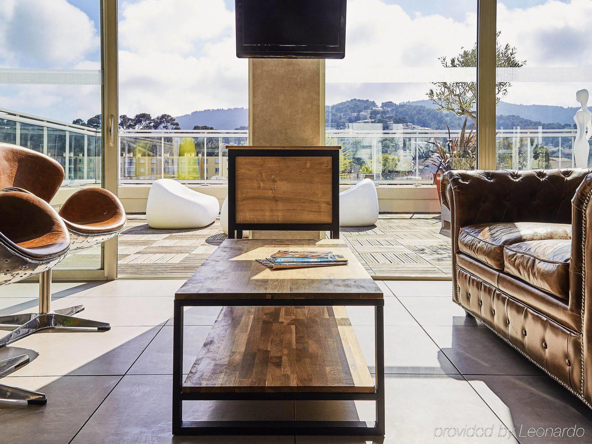 Ibis Styles Hyeres Rooftop & Spa Restaurant foto