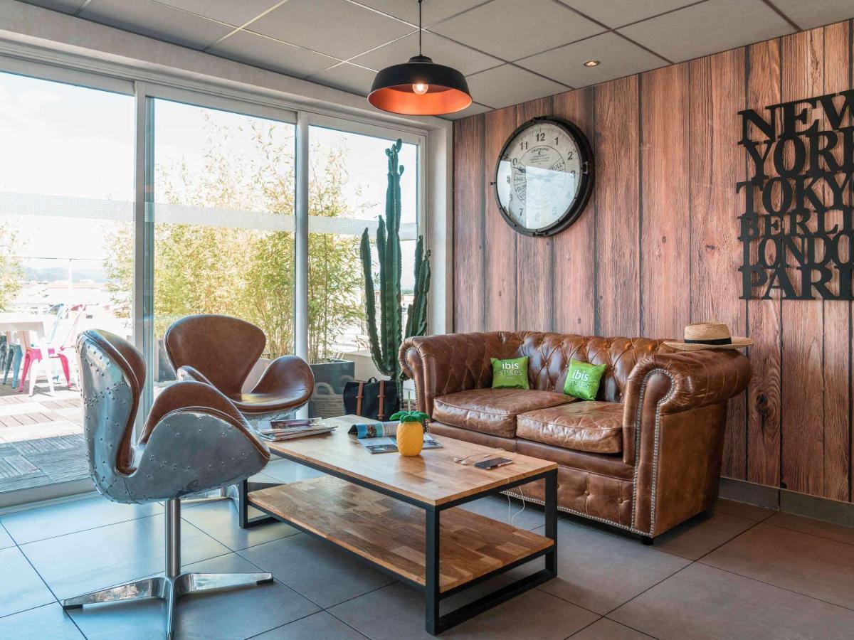 Ibis Styles Hyeres Rooftop & Spa Buitenkant foto